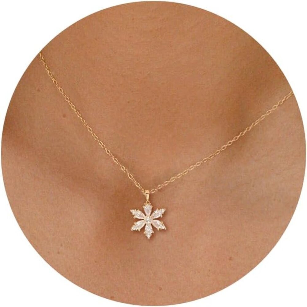 🆕 Women Gold Sun Moon Shell Summer Necklace Trendy Dainty Charm Simple Jewelry